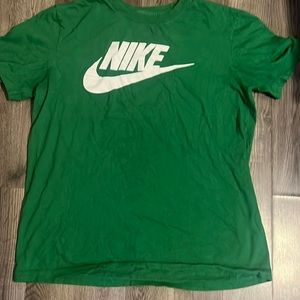 Nike T-shirt